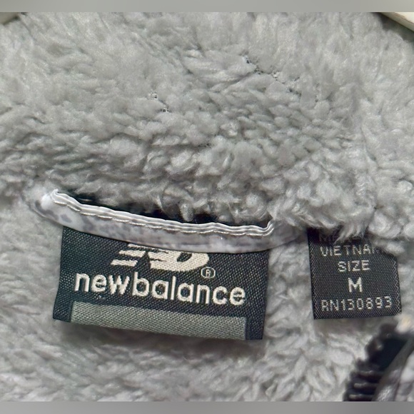 New Balance Long Warm Puffer Coat White Hooded Full Zip with Pockets Size M - Picture 9 of 13